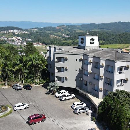 Real Nob Hotel 奥尔良 外观 照片