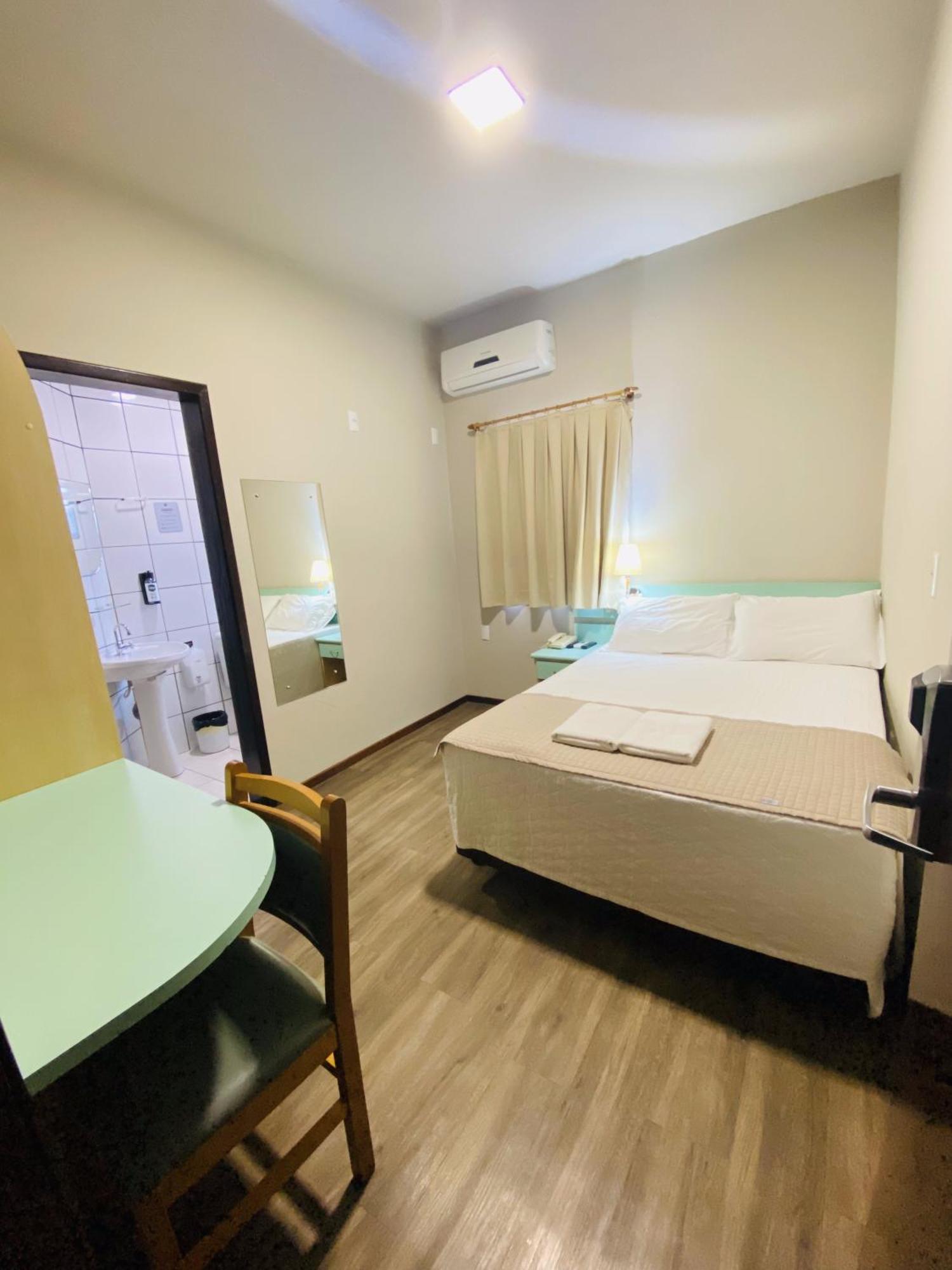 Real Nob Hotel 奥尔良 外观 照片